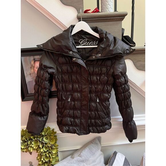 Guess Black Quilted High Neck Puffer Jacket sz S EUC - Picture 1 of 6